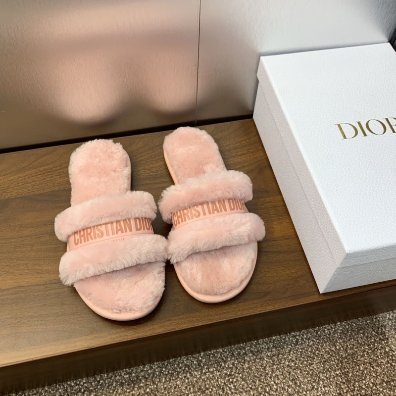 ch**an D*or slippers